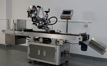 平面貼標(biāo)機(jī)為什么要提升智能化水平？平面貼標(biāo)機(jī)提升智能化水平需要從哪些方面去改善？